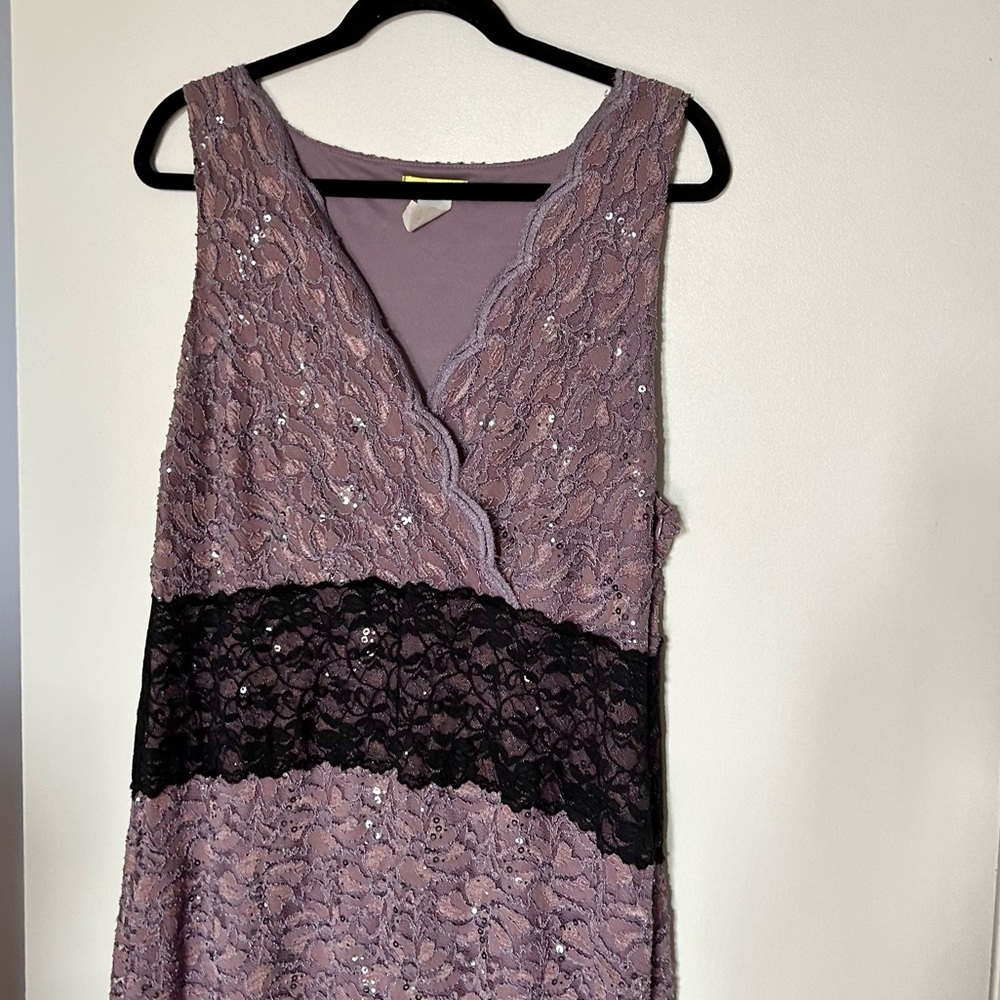 Dusky Dreaming purple maxi dress - Picture 5 of 10